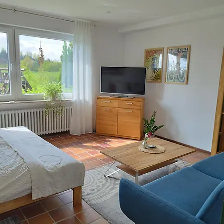 Moderne Mit Privatem Eingang - Rosa Apartment Kalletal