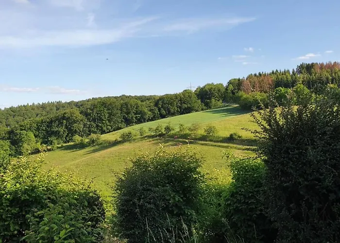 Moderne Mit Privatem Eingang - Rosa * Kalletal